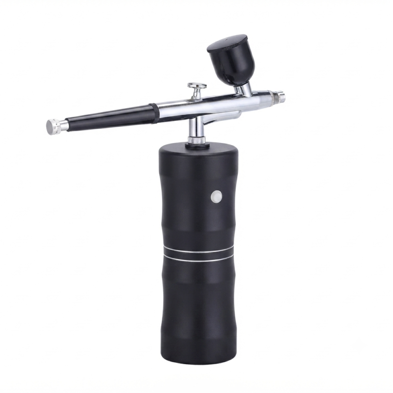 Mini battery sprayer